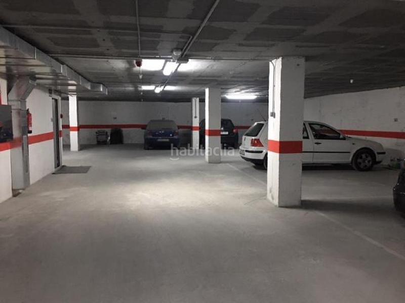 Foto 51a39421-f74d-4e16-906e-5e05f0e82892. Parking coche promo antonio maura en Centro Elda