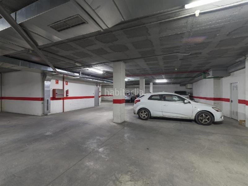 Foto aed9a5ab-29bc-4547-89be-1c72d61ebade. Parking coche promo antonio maura en Centro Elda