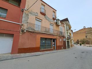 Local Comercial a Alguaire. Bell lloc 3 y 10