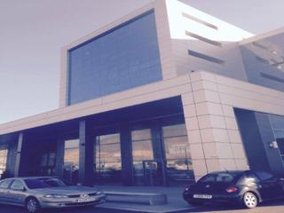 Ufficio in El Parador de las Hortichuelas. 5 oficinas en roquetas de mar