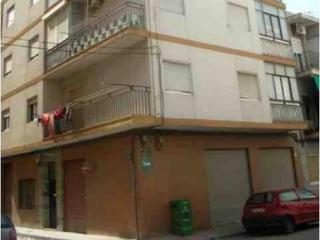 Local Comercial a Plaza de Toros-Avenida Chapí-Trinquete. Sin promoción