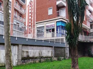 Local commercial à San Pedro de Deusto - La Ribera. Sin promocion