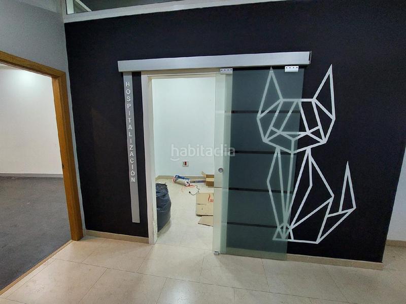 Foto 483ae0a2-0642-417c-920a-6c822afc1229. Locale commerciale in Centro - Doña Mercedes Dos Hermanas