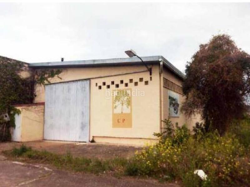 Foto 5e672d2c-2de8-4ea7-b42a-c168c0a21657. Bâtiment à usage industriel dans Oeste Logroño