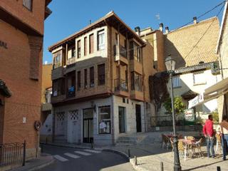 Local Comercial en Manzanares el Real. Ed. vivivendas en manzanares el real
