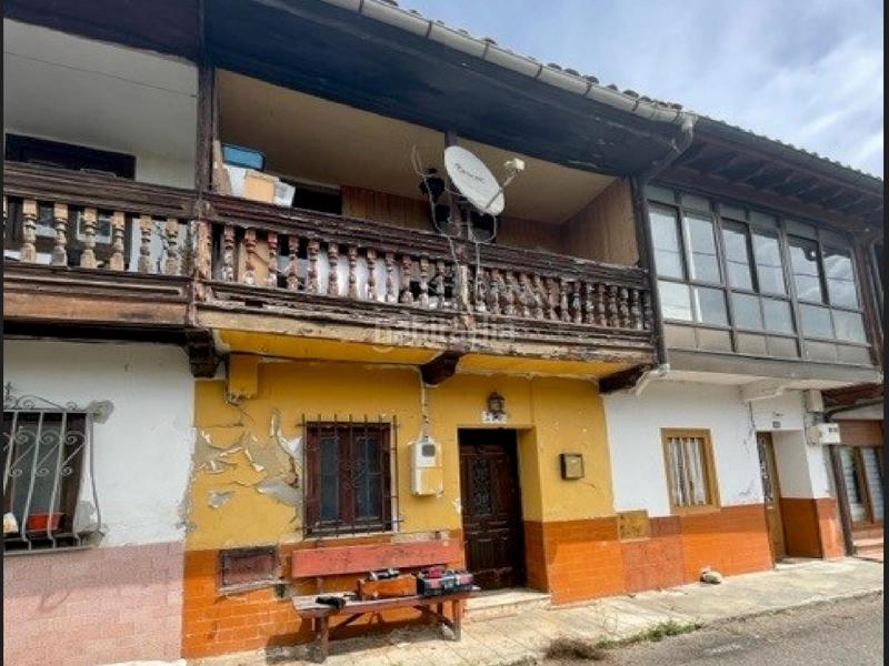 Foto 63b0bfee-0fab-492d-8505-8b2572038739. Casa in Nava