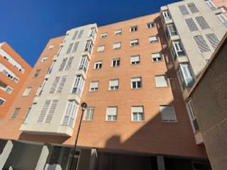 Flat in Garbinet - Parque de las Avenidas. Cl montesinos 15