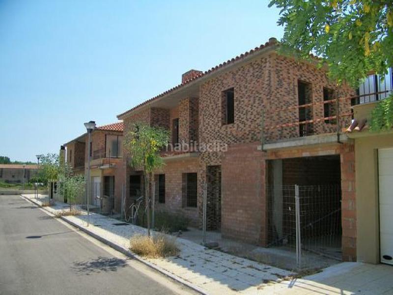 Foto aa828252-bb38-4613-916b-bcc92976593f. Chalet in Paracuellos de Jiloca