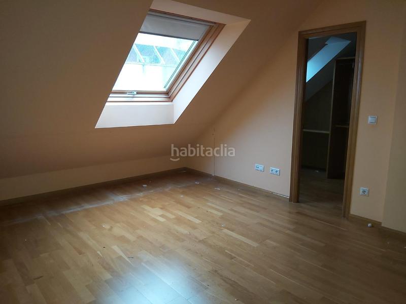 Foto 3e8ac4c4-d0df-45cf-a743-d4edee231d8e. Appartamento con parcheggio in Vioño Coruña (A)