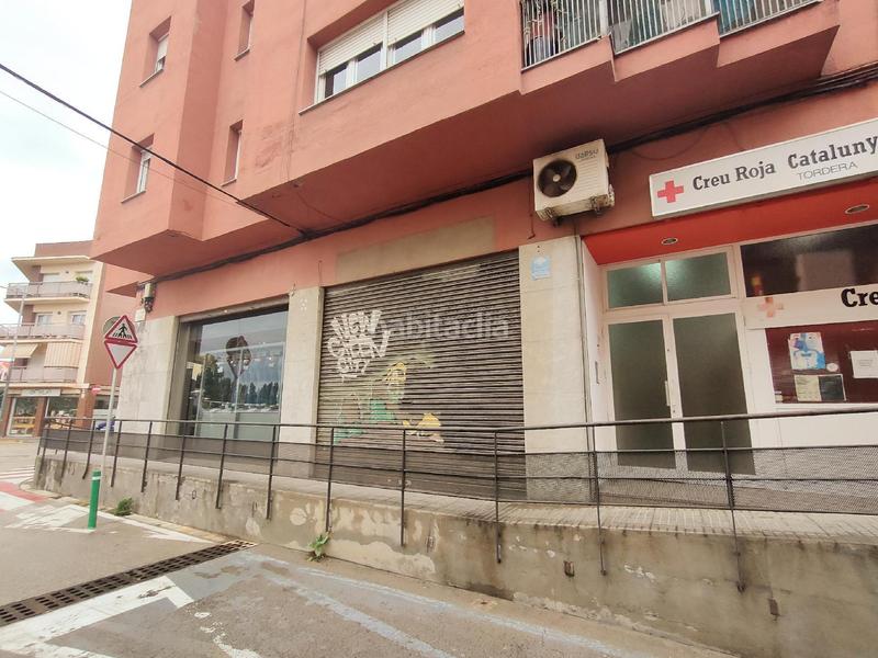 Foto 3800dd02-18d0-4004-9a6f-172aeba3cd73. Local comercial a Tordera Tordera
