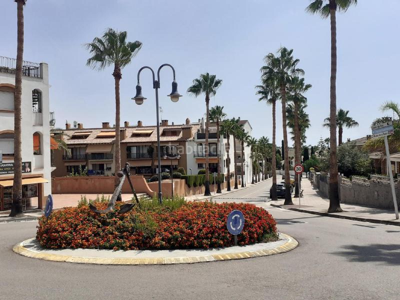 Foto f2fc3d21-a8c8-4d4f-a20f-36e036ebb161. Parking coche platja de la en Roda de Barà