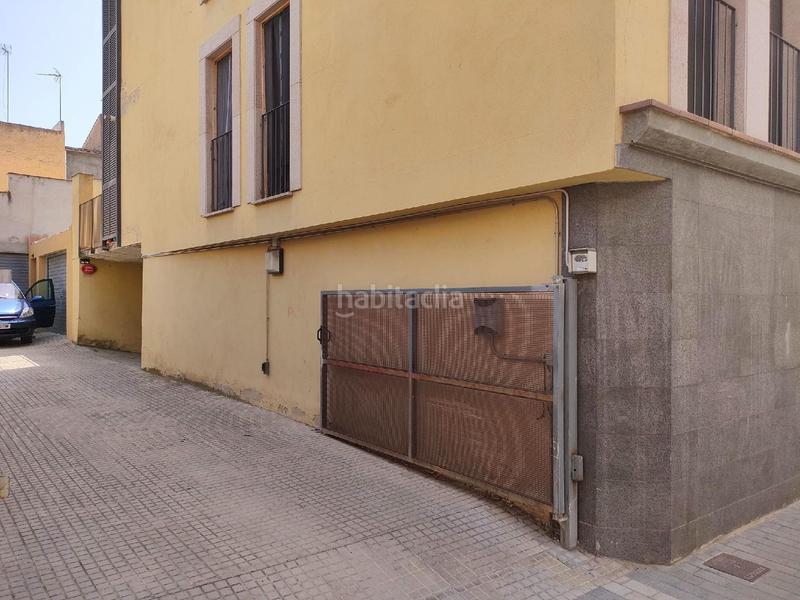 Foto 804b1ae3-8258-430d-a3ab-7e587cb8977c. Parking coche batlle en Santa Coloma de Farners