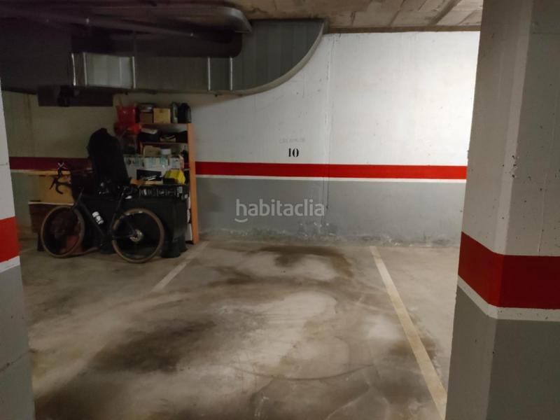 Foto c093dca5-2d35-4786-8a63-322459948b60. Parking coche batlle en Santa Coloma de Farners