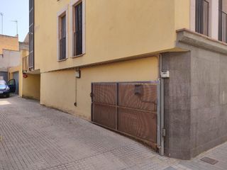 Parking voiture à Santa Coloma de Farners