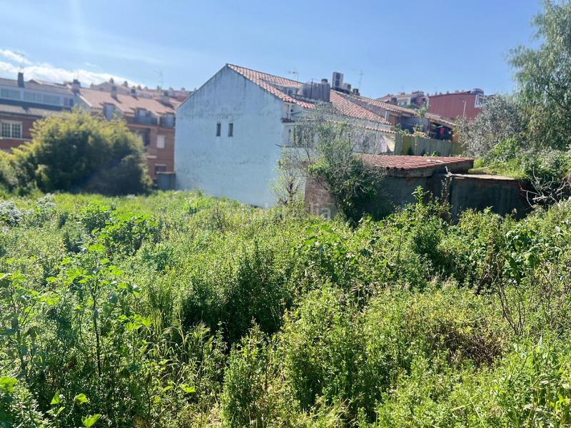 Foto b6d1bbac-f2d4-4322-baf0-2955c5713f9c. Terreno residencial serra o serrallach en El Parc i la Llacuna del Poblenou Barcelona