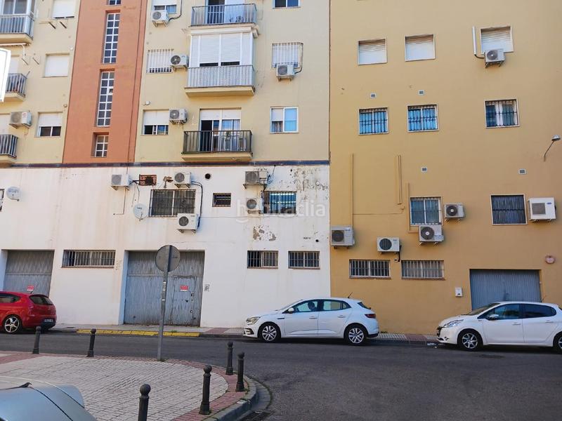 Foto 17799b11-b668-4e11-abe3-d69a9868bfdd. Local comercial a La Paz Alcalá de Guadaira
