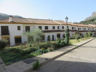 Xalet a Benaoján. Bo estacion sn