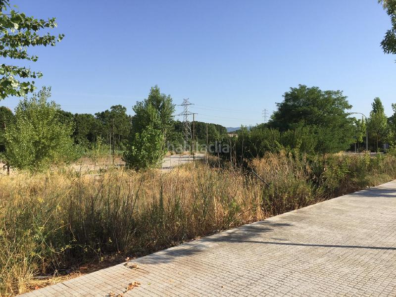 Foto 13ca2fda-bc3c-42f7-875e-9f2efc2c2c33. Wohngrundstück in Roca del Vallès (La)