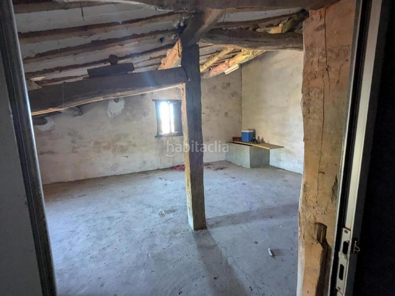 Foto eed7b2e7-ac6d-444d-a4e4-546a83cdd531. Casa amb aparcament a Castildelgado