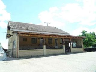 Chalet à Villagatón. Culebros sn