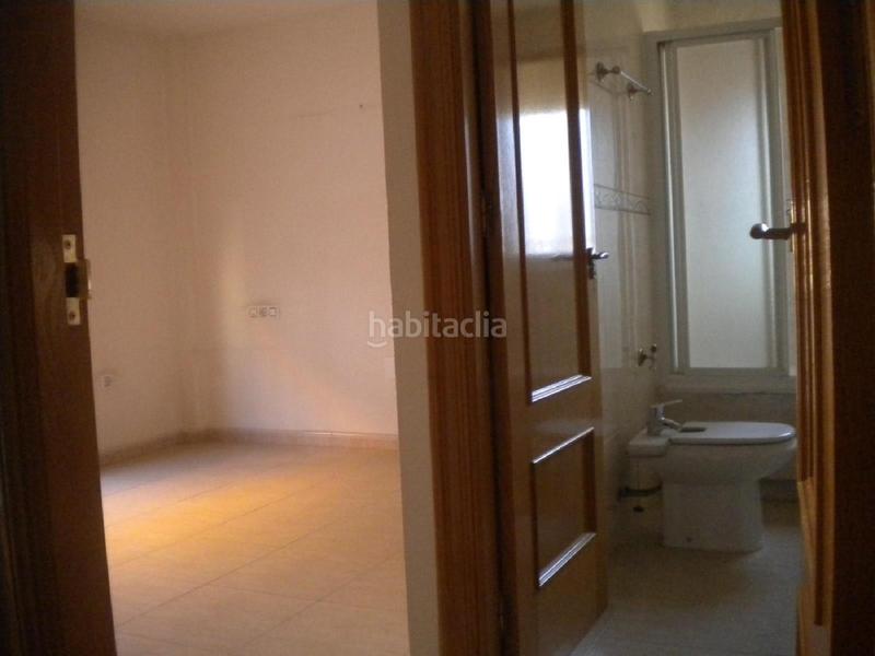 Foto 5f6b8ec0-0a91-4d5a-a5db-51fffad93985. Casa aparellada amb aparcament a Puente Tocinos Murcia