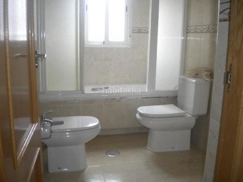 Foto 69acbad7-3c7a-4abe-9d02-b31b624f7c14. Casa aparellada amb aparcament a Puente Tocinos Murcia