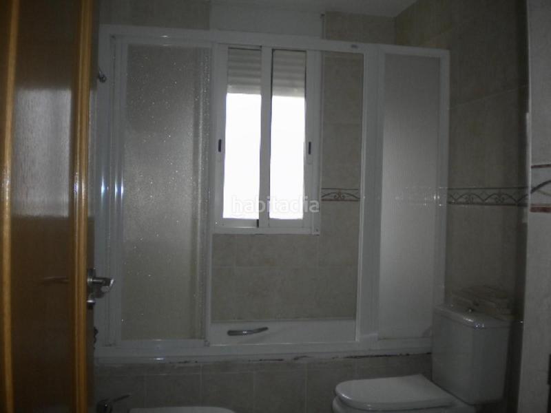 Foto d435de49-c312-4bd6-a556-dd771a5f1ef7. Casa aparellada amb aparcament a Puente Tocinos Murcia