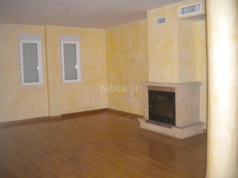 Foto f78e8299-d093-46b7-ab49-33ad6c008eec. Casa aparellada amb aparcament a Puente Tocinos Murcia