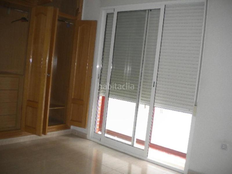 Foto fd126bc8-40f0-4dfb-9992-f0206fd0b3b1. Casa aparellada amb aparcament a Puente Tocinos Murcia