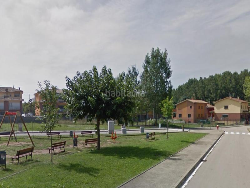 Foto d2c13cc3-b8bd-4af2-83fb-45b294c93c77. Casa aparellada a Masies de Roda (Les)