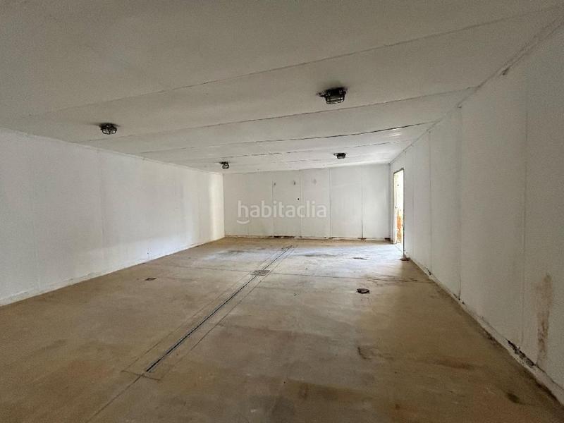 Foto cf07dfcb-97b6-49f1-a552-afde54dff4e4. Geschäftsraum in Centre Vendrell (El)