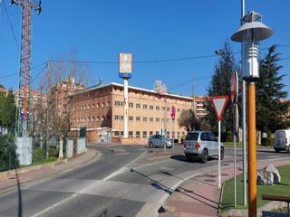 Nau industrial a Cotolino. Menendez pelayo 66