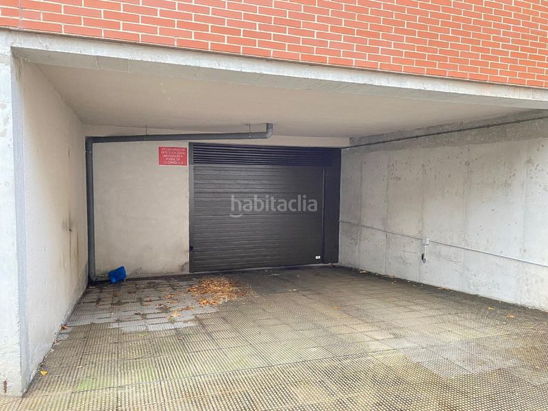 Foto 53839b6d-e62c-4bcc-bf63-76c2b6887082. Parking coche unidad ue4.4 en Valle de Elorz / Elortzibar