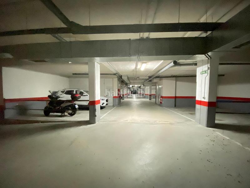 Foto ceaf8c6a-8ede-4d39-b6ff-a325175073f1. Parking coche unidad ue4.4 en Noáin (Valle de Elorz)