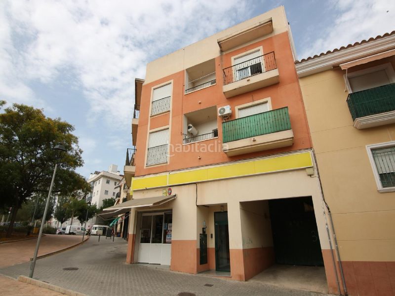Foto 1db6e84a-1ab2-4094-89f0-78ab4b2ba498. Aparcament cotxe a Las Fuentes-Los Cipreses Aspe