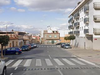 Aparcament cotxe a Las Fuentes-Los Cipreses. Vicente cervera