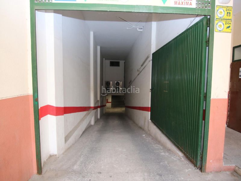 Foto e555b4b6-55ce-4db4-abf4-457d0566ab9d. Aparcament cotxe a Las Fuentes-Los Cipreses Aspe