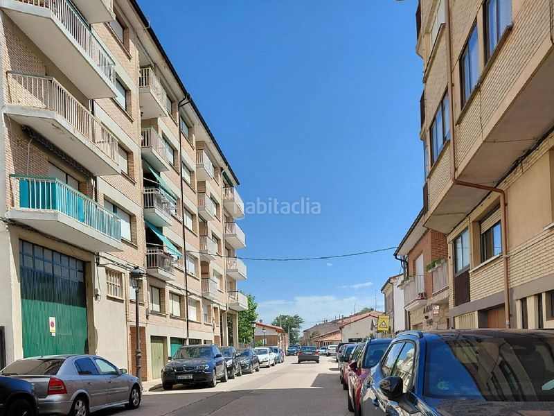 Foto dc925ee8-069d-460e-a918-92fa145f54c8. Pis a Anguciana