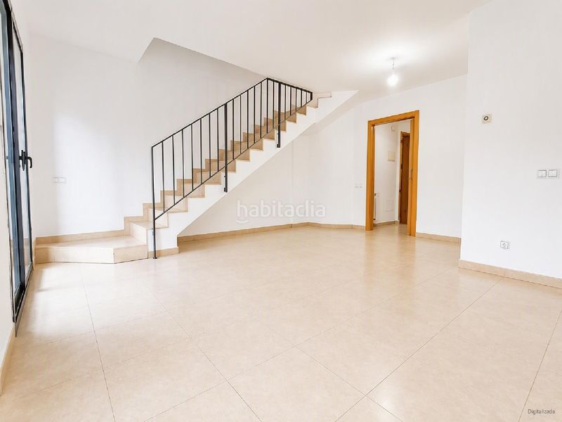 Foto bda6a91c-aaf3-4279-988c-ec2be84aa7ae. Dúplex amb aparcament a Sils