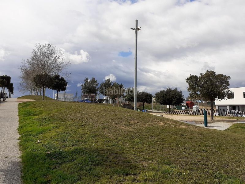 Foto c4350228-18b4-43f5-88c7-799b3654264f. Pis amb aparcament a Sils