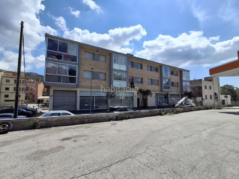 Foto 19bdfb7e-9924-439d-8242-e10a9b269fa3. Aparcament cotxe a Jonquera (La)