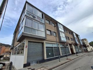 Aparcament cotxe a Jonquera (La). Pont 9