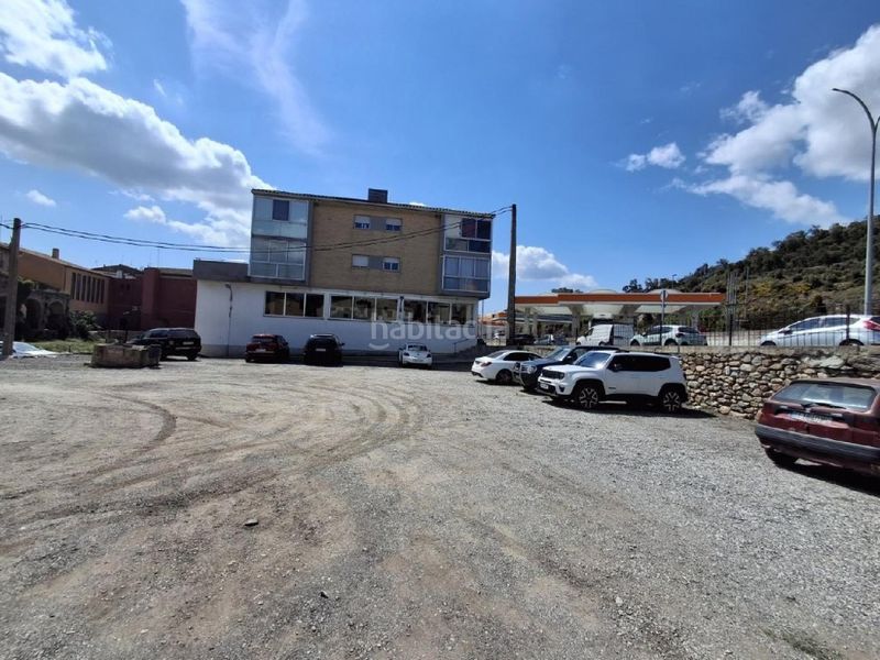 Foto d1054233-18c0-4633-a23d-e70ac240cb42. Aparcament cotxe a Jonquera (La)