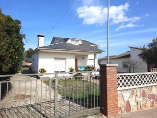 Chalet en Santa Eullia de Ronana. Paisos catalans 22