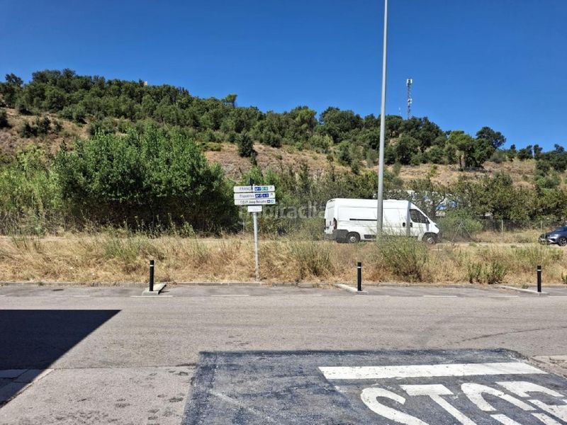 Foto a96cdf7d-49d0-44d8-a203-39bc13aa425c. Pis amb aparcament a Jonquera (La)