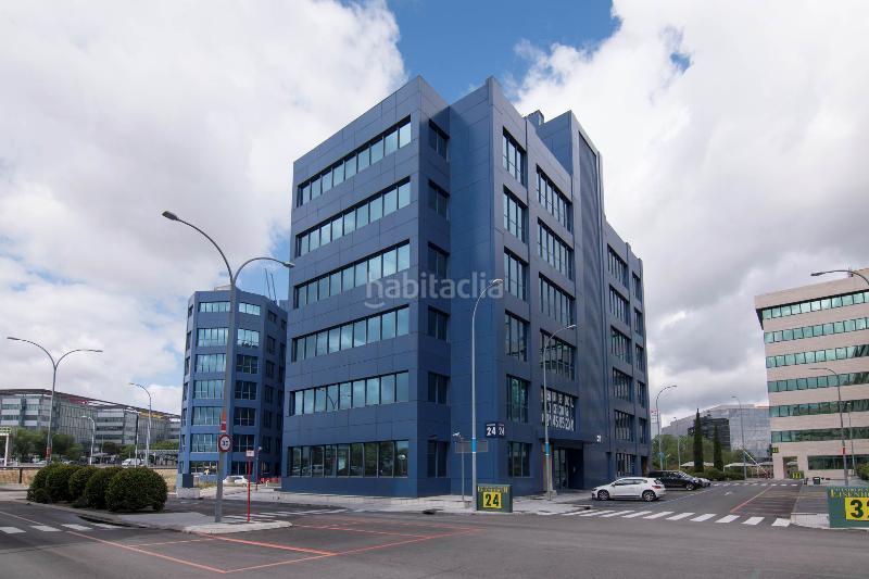 Foto 4f19a23a-4719-491e-afea-cc435c2ffe23. Büro mit parking in Aeropuerto Madrid