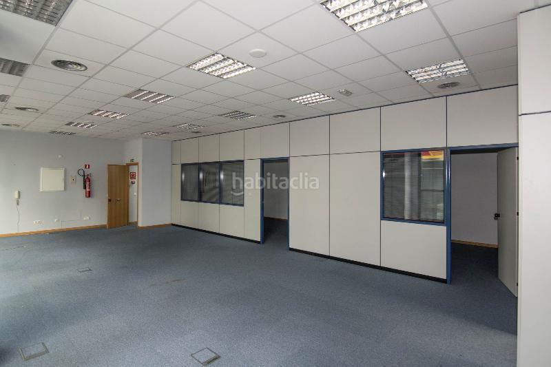 Foto 52de762f-fd3f-4222-baaa-8727b5b57d43. Büro mit parking in Aeropuerto Madrid