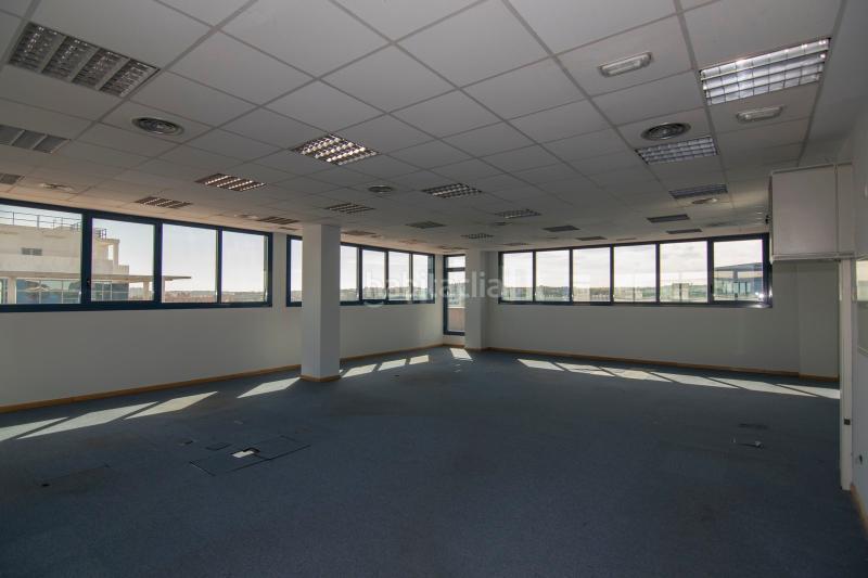 Foto 5fbf68a0-972f-4a52-9715-4cfd06759521. Büro mit parking in Aeropuerto Madrid