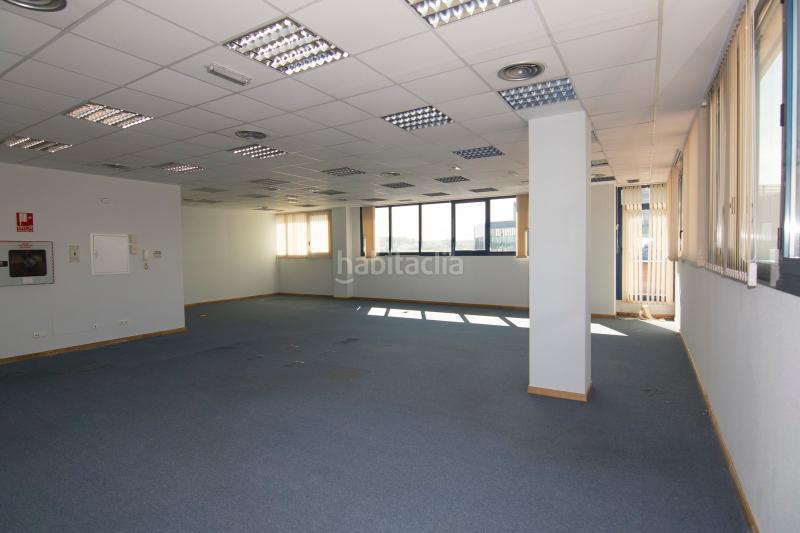 Foto 9a650f97-758d-417a-af67-3003979c5243. Büro mit parking in Aeropuerto Madrid