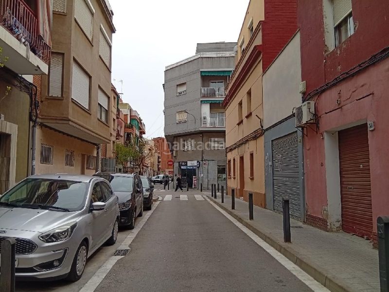Foto 1728ddba-0cf6-4abd-8f46-4c955362e84c. Pis a La Gavarra Cornellà de Llobregat